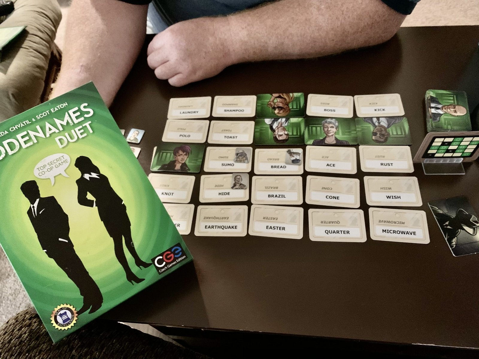 fun easy two player card games