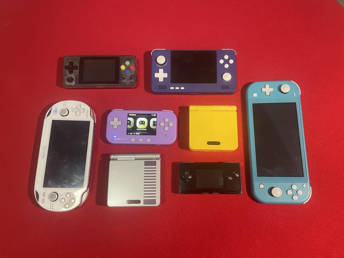 Trimui smart handheld emulation device compared to several other handhelds
